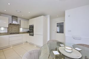 Photo 28- click for photo gallery